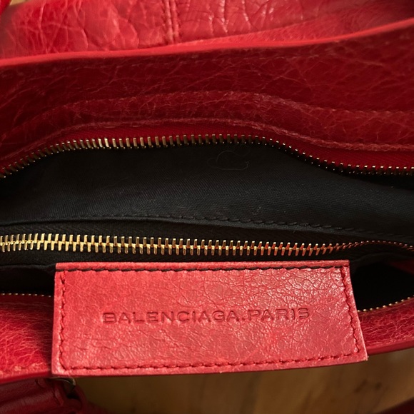 Balenciaga Town Crossbody Bag Red - Picture 6 of 9